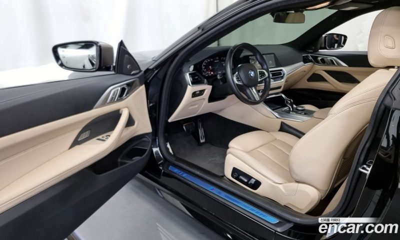 BMW 4-Series M440i xDrive Coupe