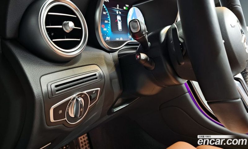 Mercedes Benz GLC-Class GLC300 4MATIC