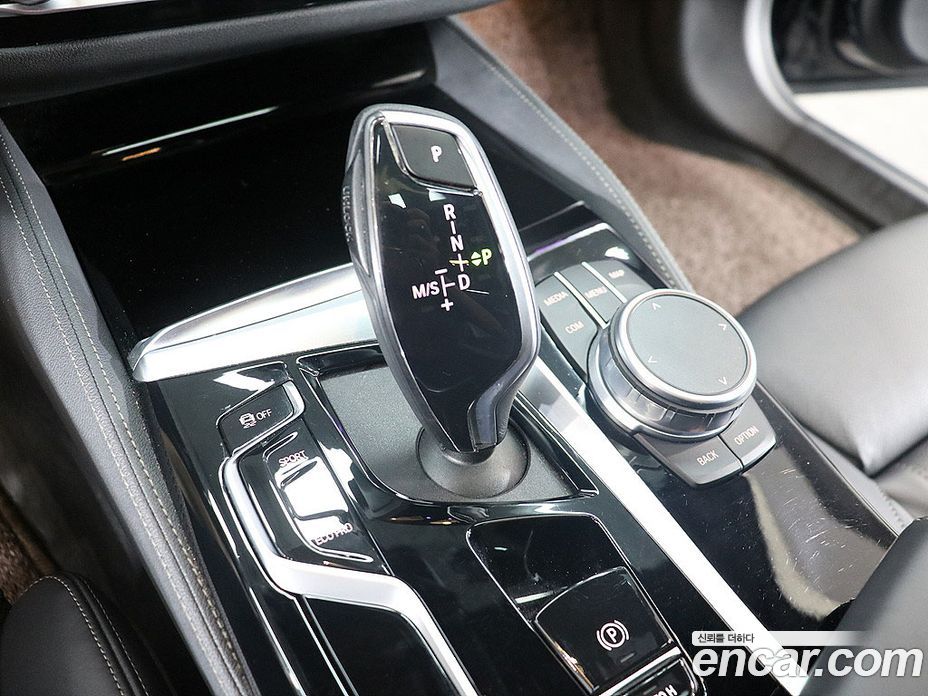 BMW 5-Series i530 M Sport Package