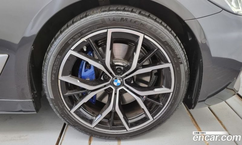 BMW 5-Series i530 M Sport Package