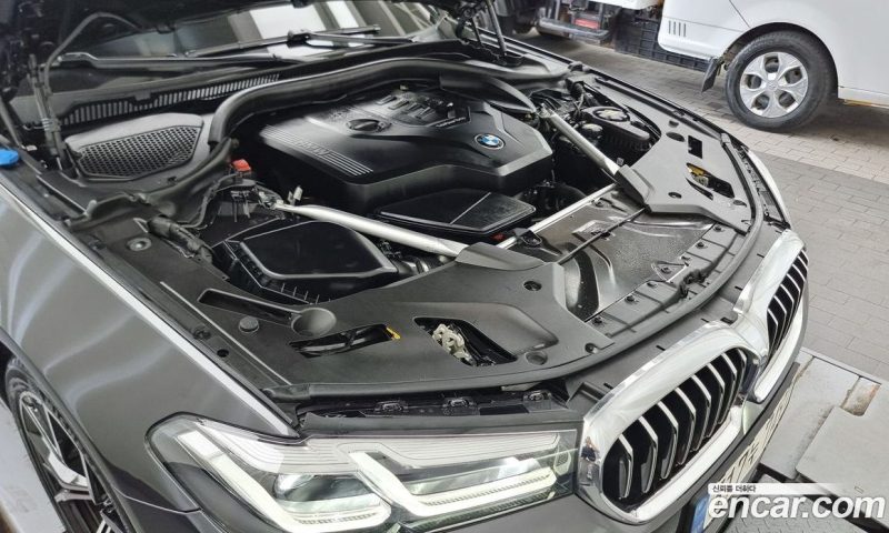 BMW 5-Series i530 M Sport Package
