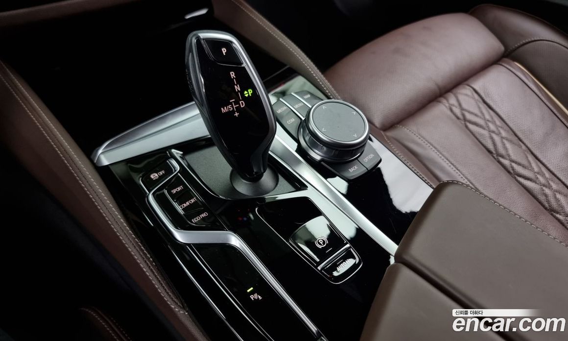 BMW 5-Series i530 M Sport Package