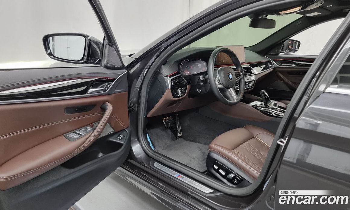 BMW 5-Series i530 M Sport Package