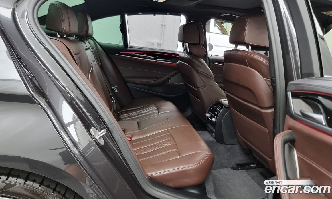 BMW 5-Series i530 M Sport Package