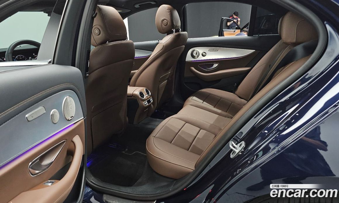 Mercedes Benz E-Class E350 4MATIC Avantgarde