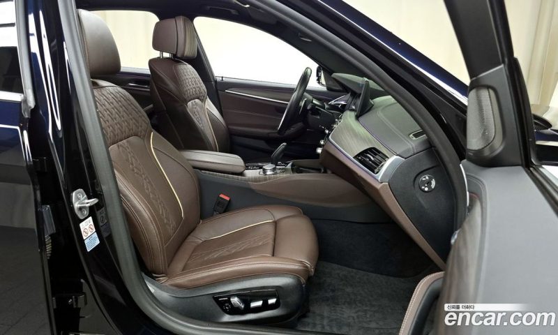 BMW 5-Series i530 M Sport Package