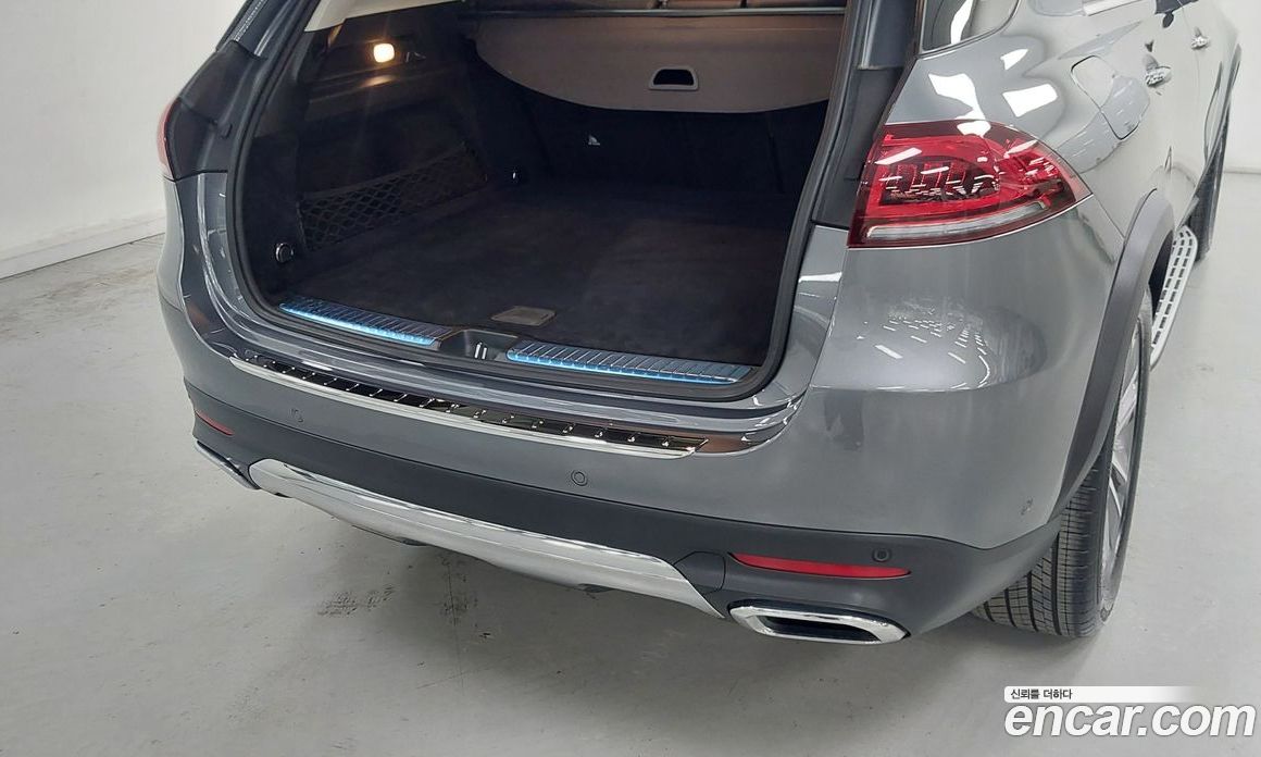 Mercedes Benz GLE-Class GLE300d 4MATIC