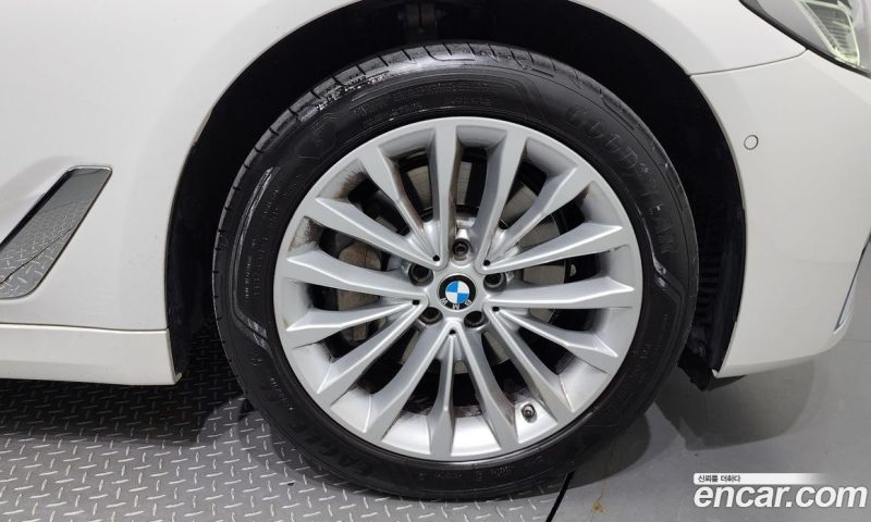 BMW 5-Series i530 xDrive Luxury