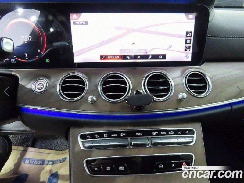 Mercedes Benz E-Class E250 Exclusive