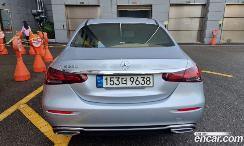 Mercedes Benz E-Class E250 Exclusive