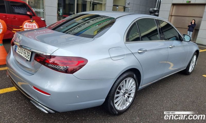 Mercedes Benz E-Class E250 Exclusive