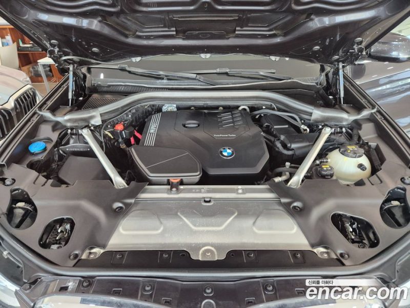 BMW X3 xDrive i20 Luxury