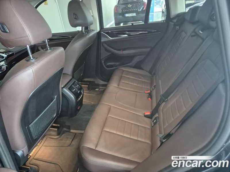 BMW X3 xDrive i20 Luxury