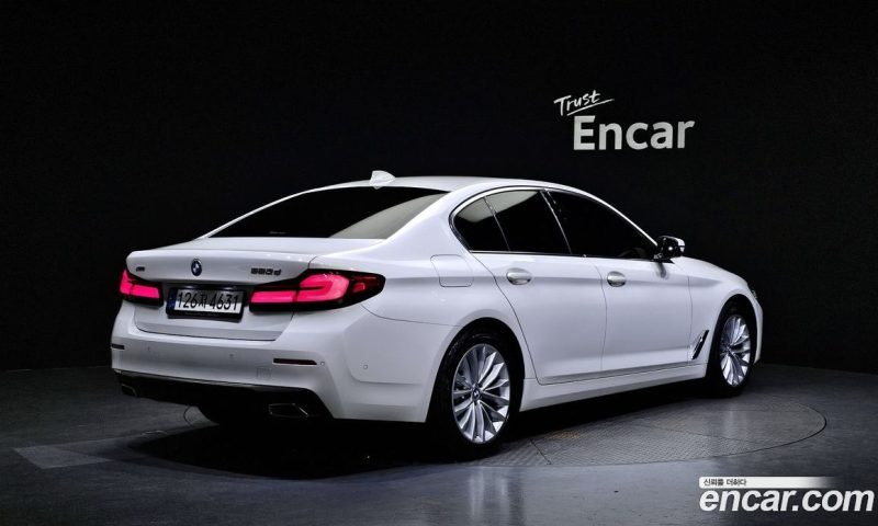 BMW 5-Series 523D xDrive Luxury