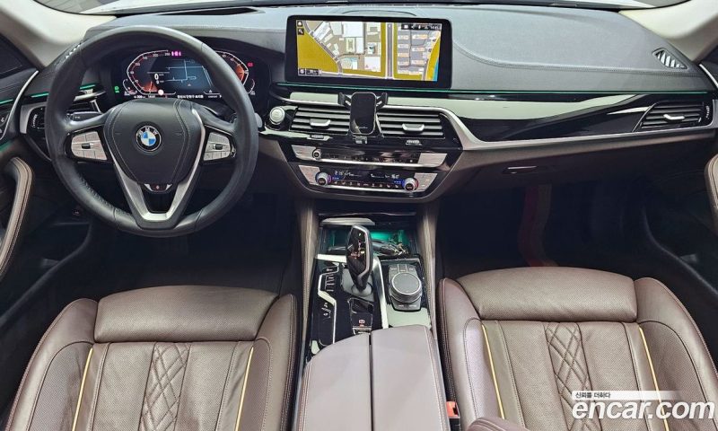 BMW 5-Series 523D xDrive Luxury