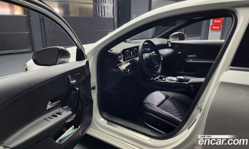 Mercedes Benz A-Class A220 Sedan