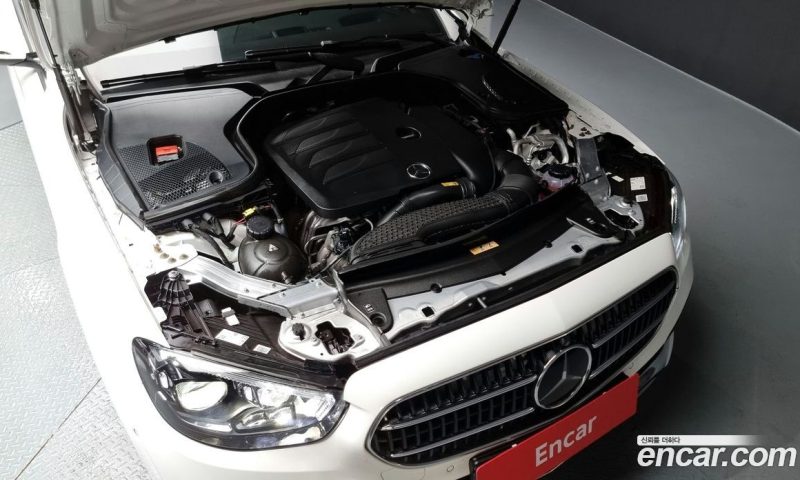 Mercedes Benz E-Class E350 4MATIC Avantgarde