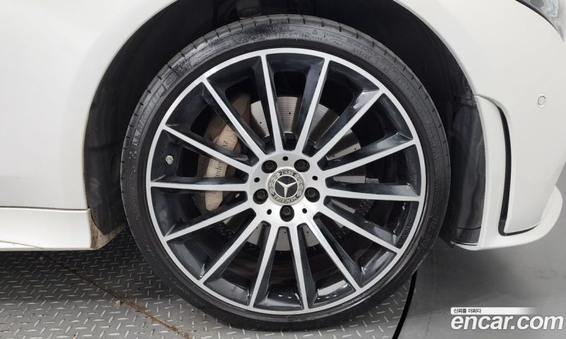Mercedes Benz CLS-Class CLS450 4MATIC AMG Line