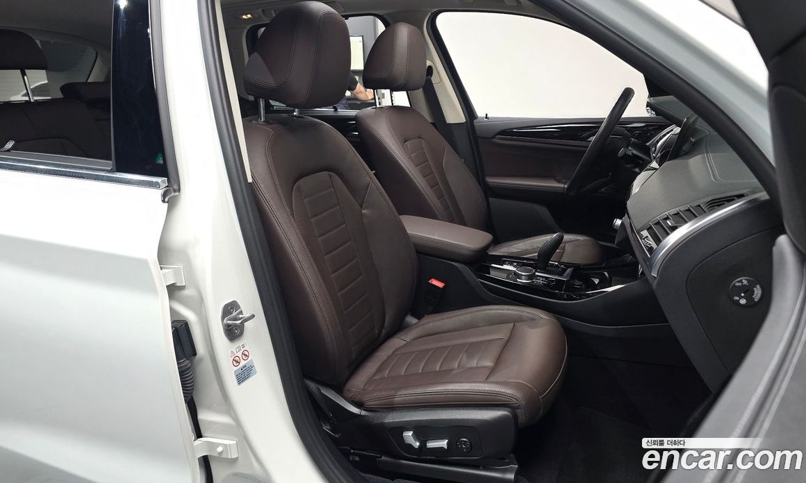 BMW X3 xDrive i20 Luxury