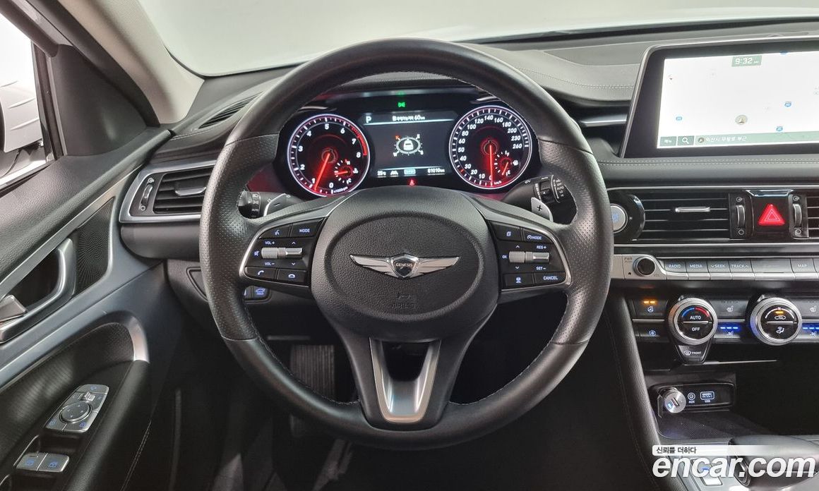 Genesis G70 2.0T AWD