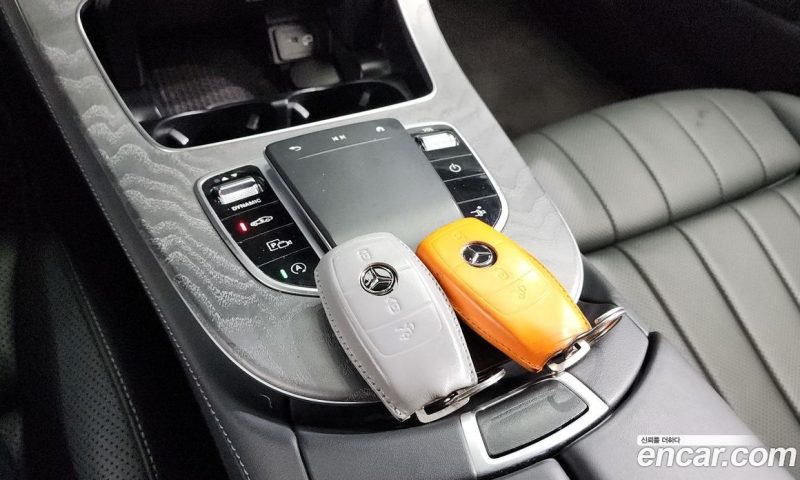 Mercedes Benz E-Class E450 4MATIC Coupe
