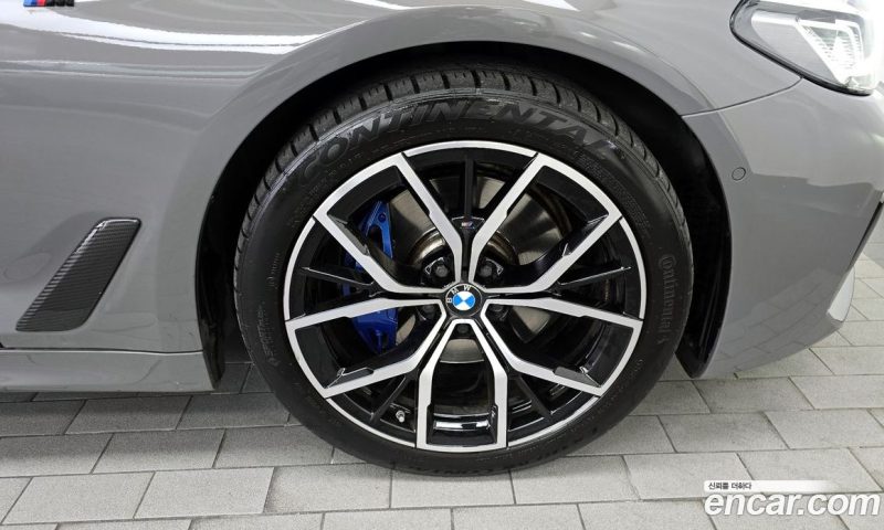 BMW 5-Series 523D xDrive M Sport