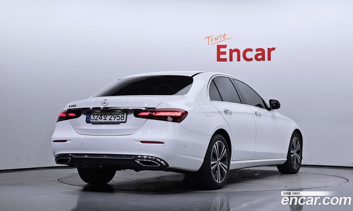 Mercedes Benz E-Class E250 Avantgarde