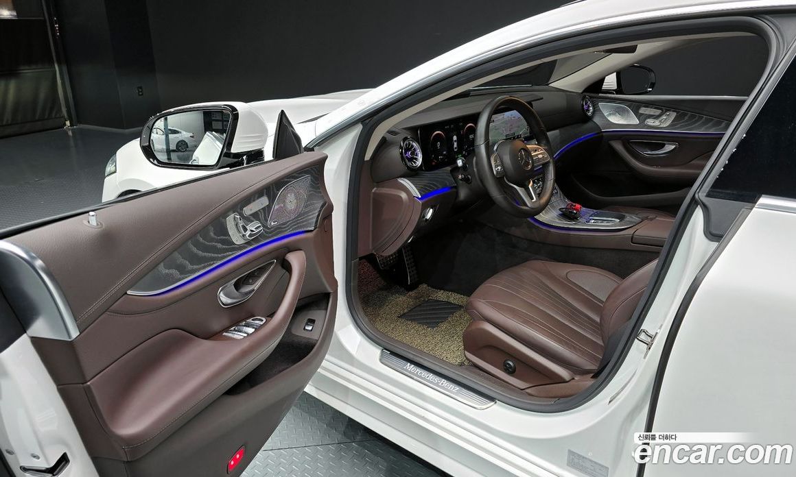 Mercedes Benz CLS-Class CLS450 4MATIC AMG Line