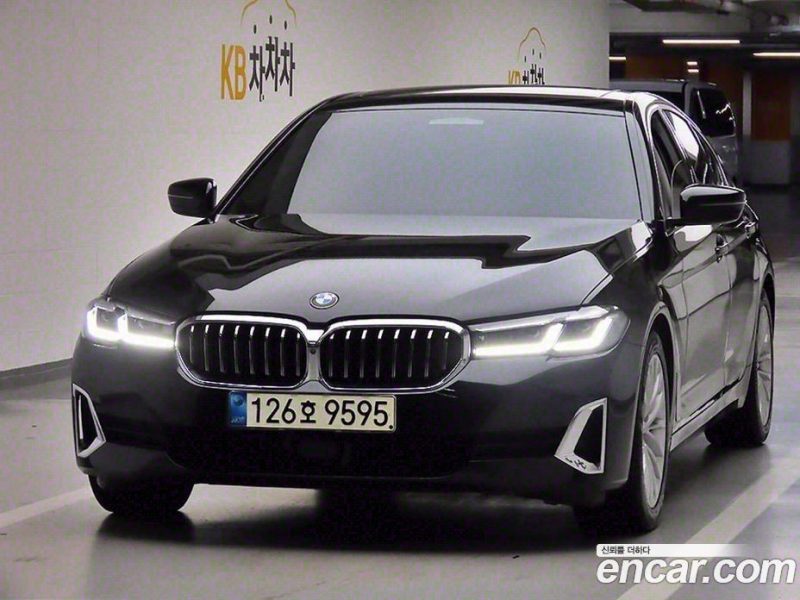 BMW 5-Series i520 Luxury