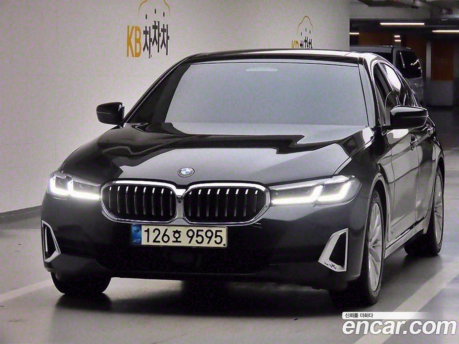 BMW 5-Series i520 Luxury