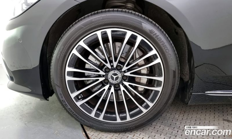 Mercedes Benz S-Class S350 D