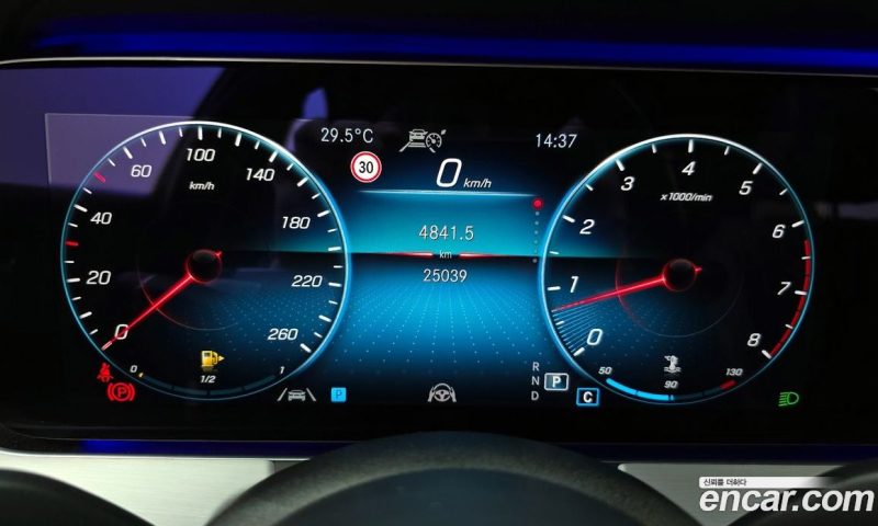 Mercedes Benz E-Class E250 Avantgarde