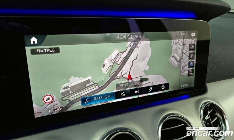 Mercedes Benz E-Class E250 Avantgarde
