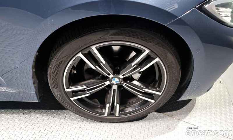 BMW 4-Series i420 M Sport Convertible