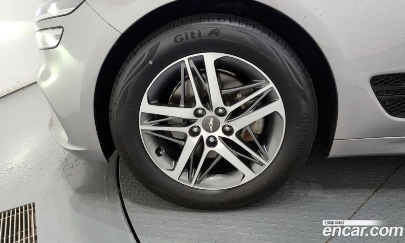 Genesis G70 Diesel 2.2 4WD