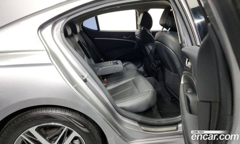 Genesis G70 Diesel 2.2 4WD