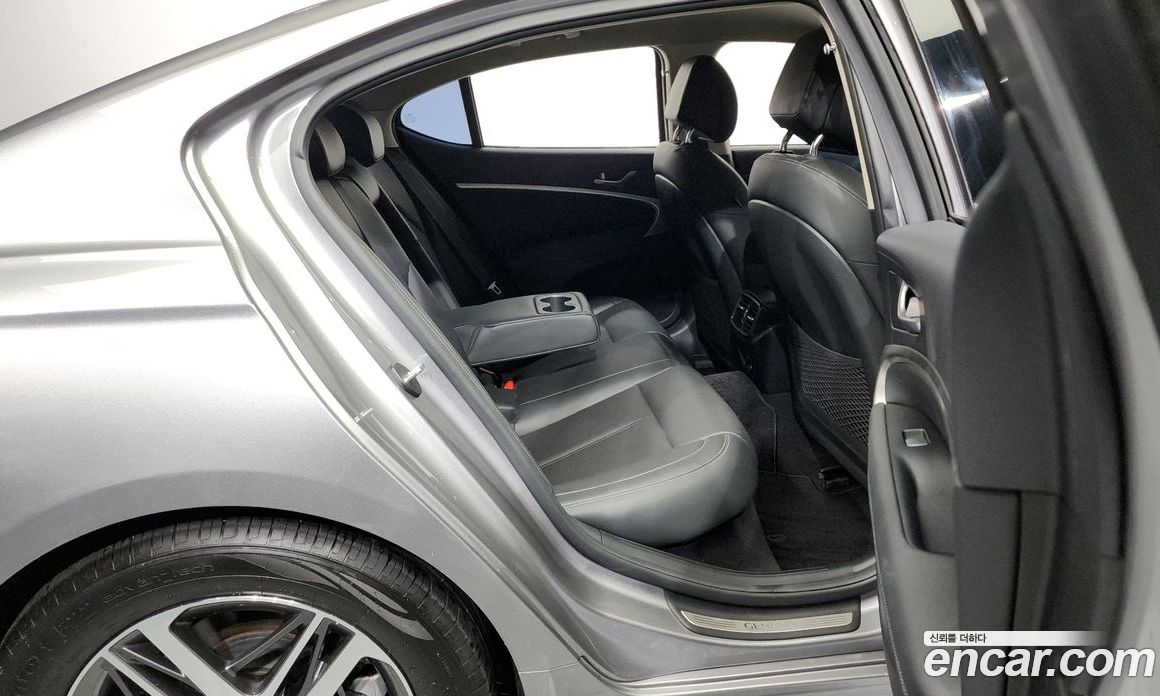 Genesis G70 Diesel 2.2 4WD