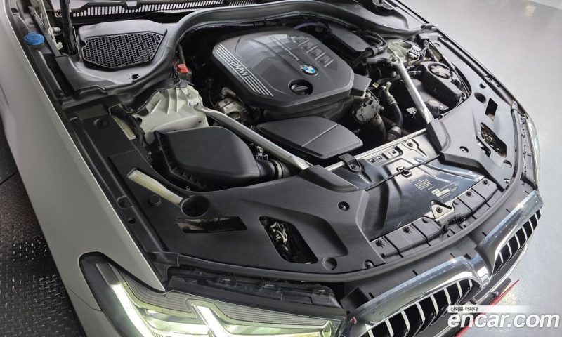 BMW 5-Series 523D M Sport