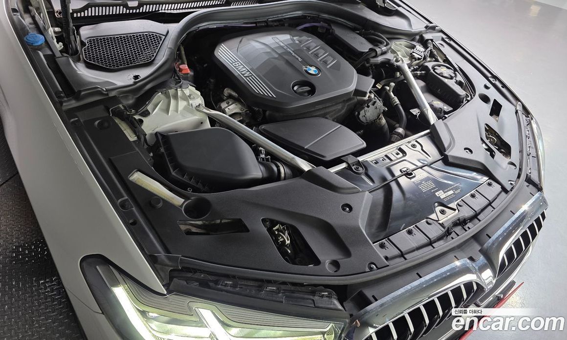 BMW 5-Series 523D M Sport