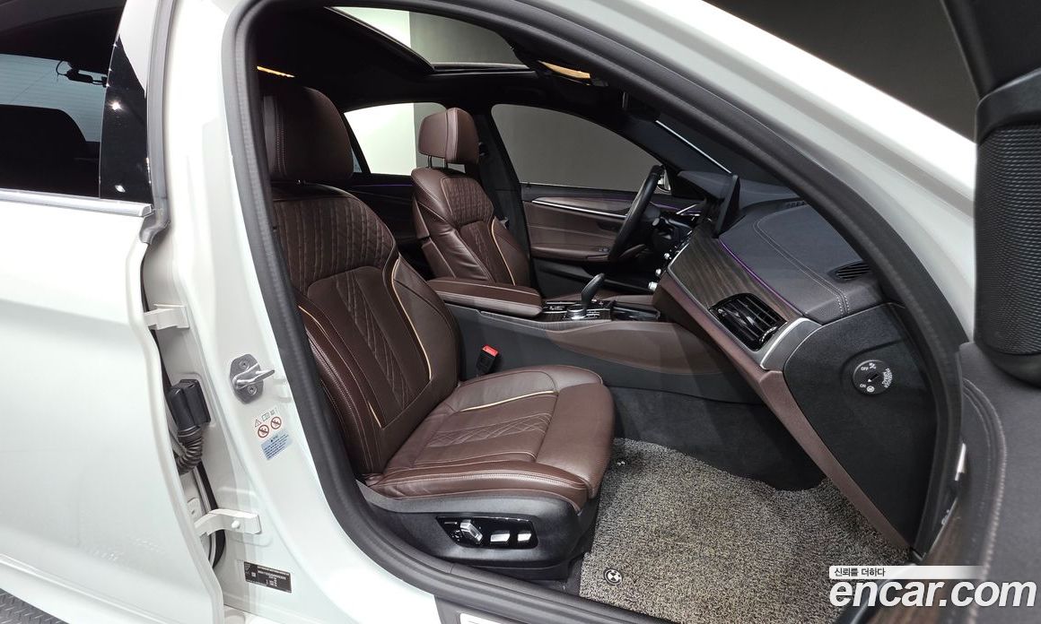 BMW 5-Series 523D M Sport