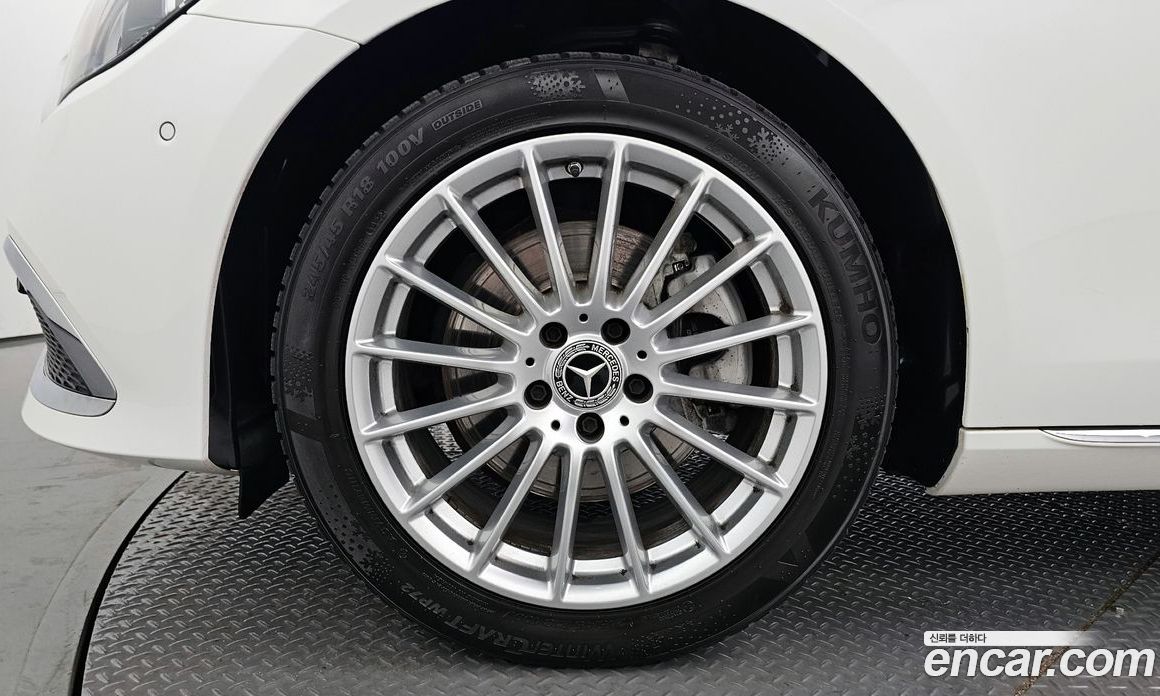 Mercedes Benz E-Class E250 Exclusive