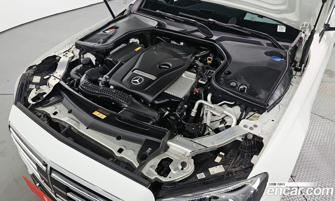 Mercedes Benz E-Class E250 Exclusive