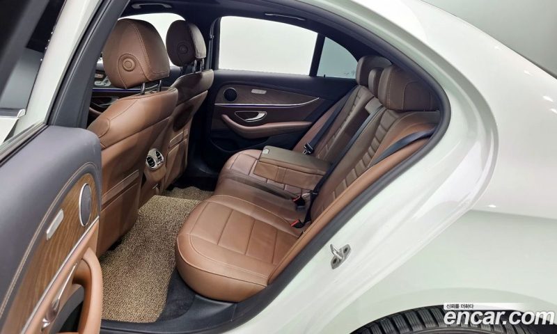 Mercedes Benz E-Class E250 Exclusive