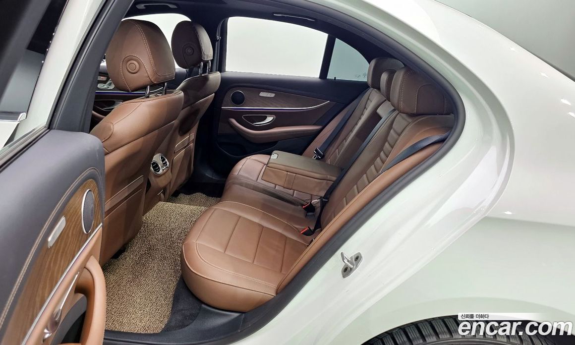 Mercedes Benz E-Class E250 Exclusive