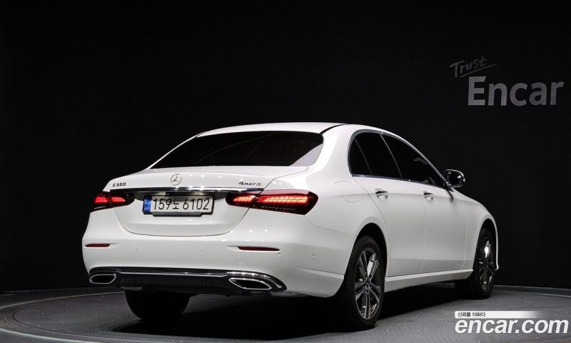Mercedes Benz E-Class E350 4MATIC Avantgarde