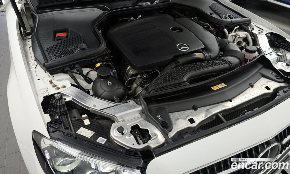 Mercedes Benz E-Class E350 4MATIC Avantgarde