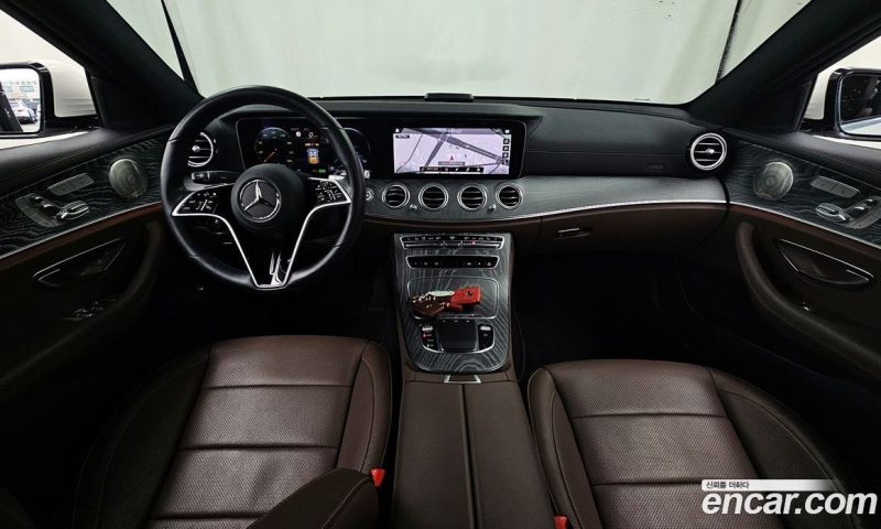 Mercedes Benz E-Class E350 4MATIC Avantgarde