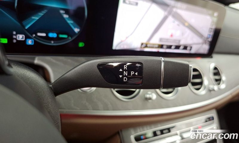 Mercedes Benz E-Class E350 4MATIC Avantgarde