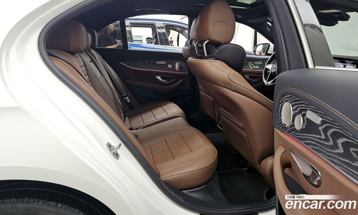 Mercedes Benz E-Class E350 4MATIC Avantgarde