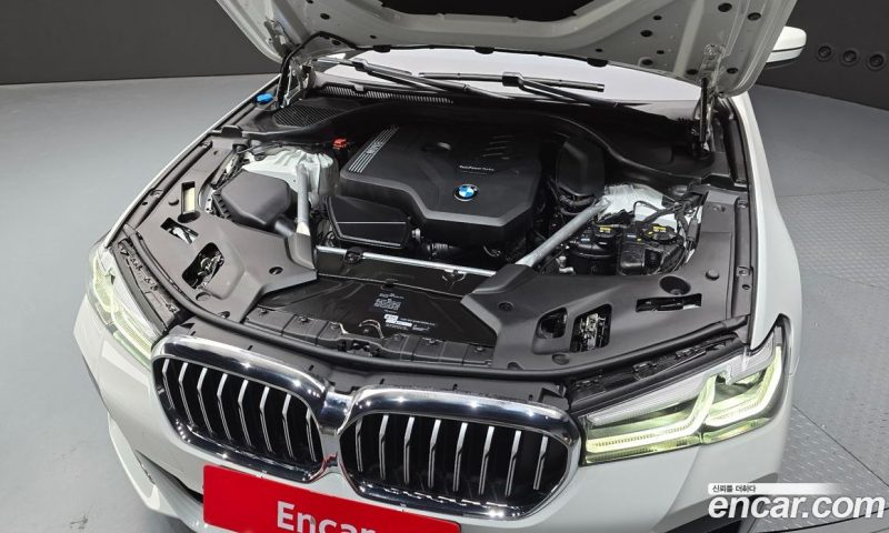 BMW 5-Series i530 M Sport Package